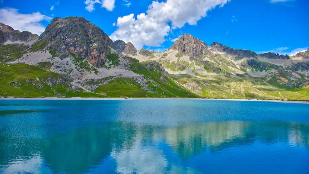 Do people hike the matterhorn?