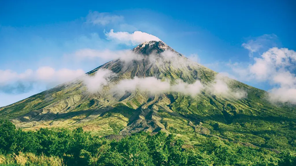 How does mount fuji get its lava?