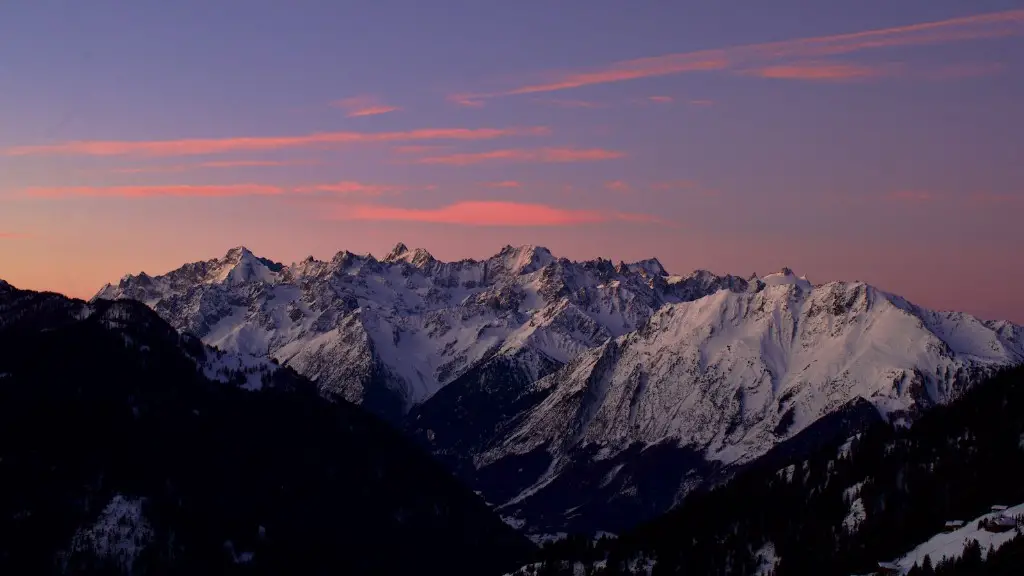 Is the matterhorn the tallest mountain?
